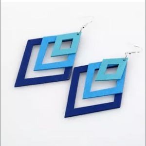 🔥🔥 $10 or 2/$15 🔥🔥 Drop earrings